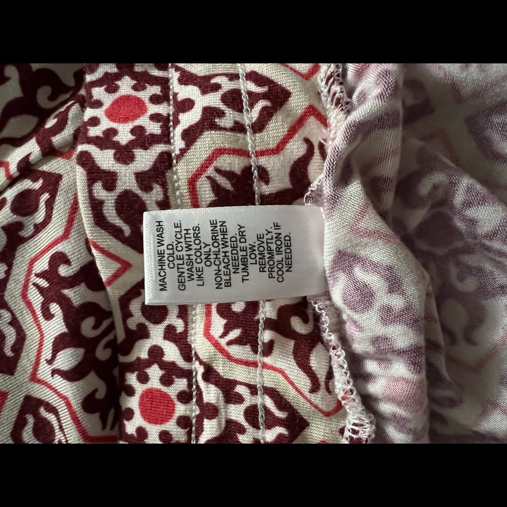 New Geo Print Maxi Skirt - Picture 5 of 6